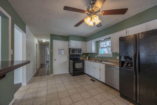 26 Raintree Drive, Cynthiana, KY 41031