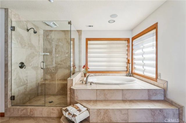 24143 Rockview, Crestline, CA 92325