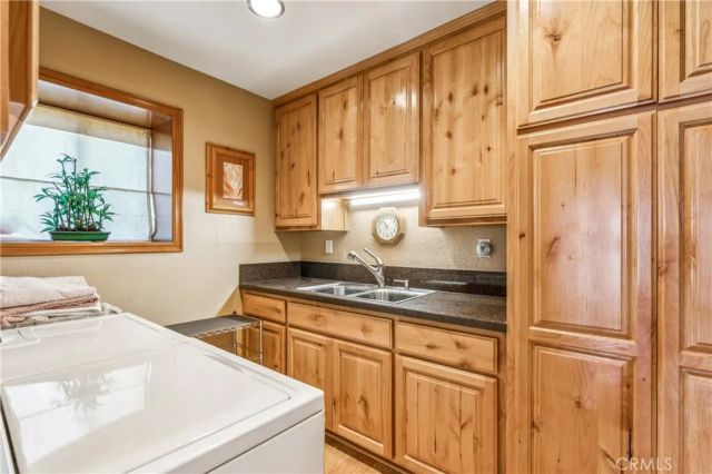 24143 Rockview, Crestline, CA 92325