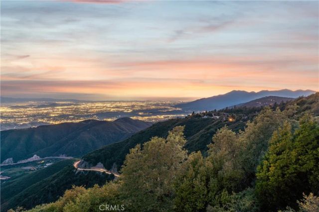 24143 Rockview, Crestline, CA 92325