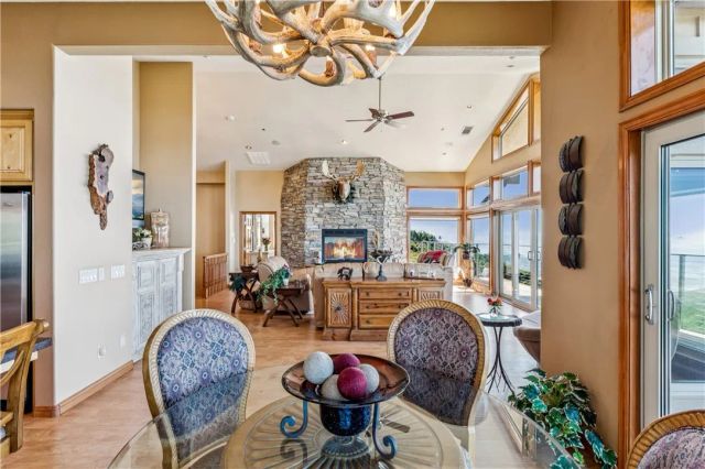 24143 Rockview, Crestline, CA 92325