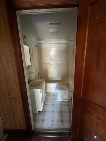 2800 Milhorn St, Chesterfield, VA 23834