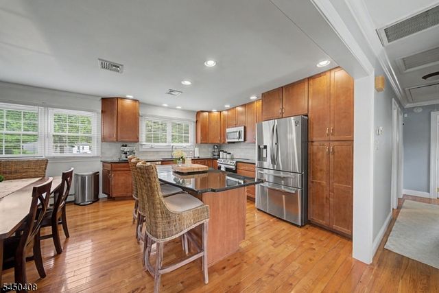 231 Greenwood Ave, Madison Boro, NJ 07940