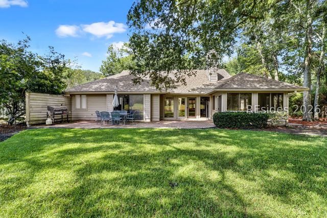 5 Deerfield Ct, Hilton Head Island, SC 29926