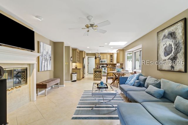 5 Deerfield Ct, Hilton Head Island, SC 29926
