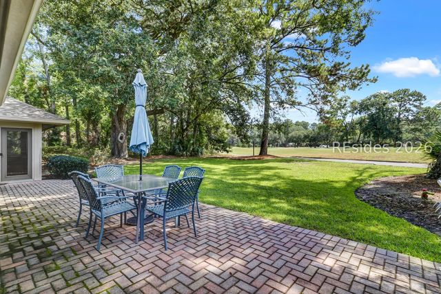 5 Deerfield Ct, Hilton Head Island, SC 29926