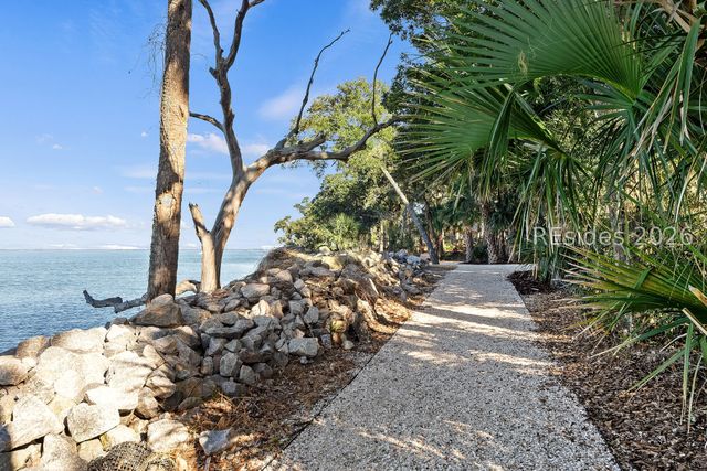 5 Deerfield Ct, Hilton Head Island, SC 29926