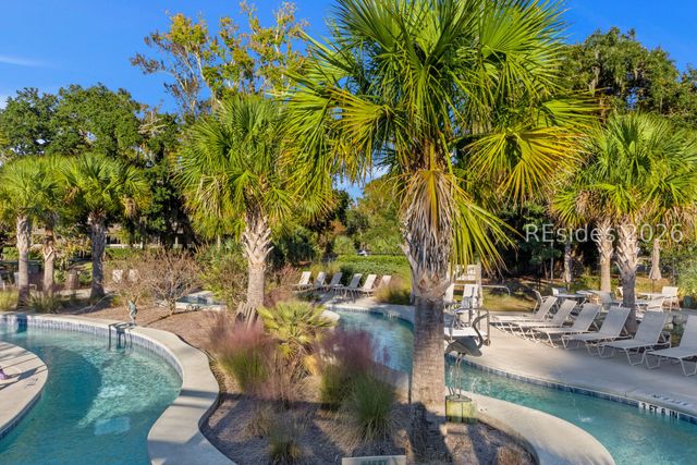 5 Deerfield Ct, Hilton Head Island, SC 29926