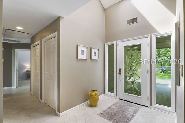 5 Deerfield Ct, Hilton Head Island, SC 29926