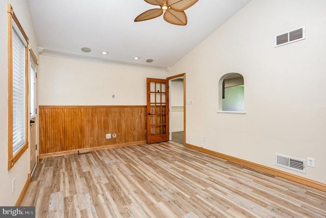 5 KINGS CT, Elkton, MD 21921