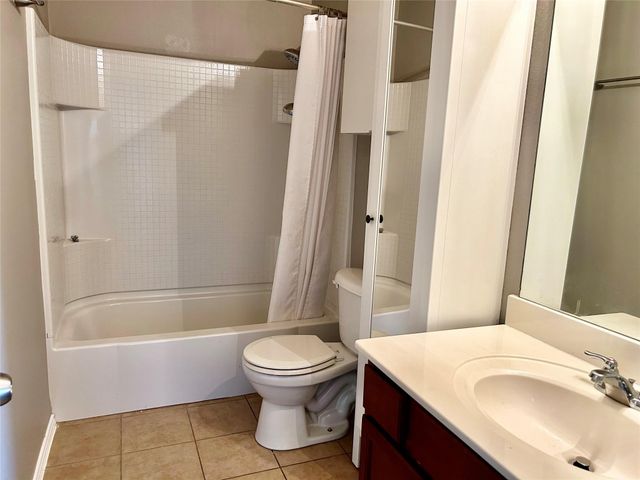 7005 WELSHMAN Drive, Fort Worth, TX 76137