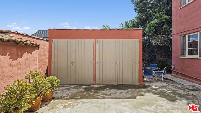 6022 W 8th Street, Los Angeles, CA 90036