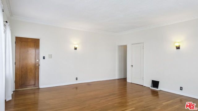 6022 W 8th Street, Los Angeles, CA 90036