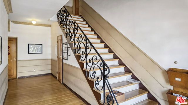 6022 W 8th Street, Los Angeles, CA 90036