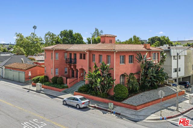 6022 W 8th Street, Los Angeles, CA 90036