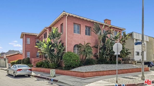 6022 W 8th Street, Los Angeles, CA 90036