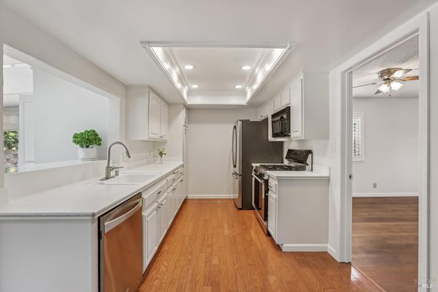 105 Woodstock Ct, Benicia, CA 94510