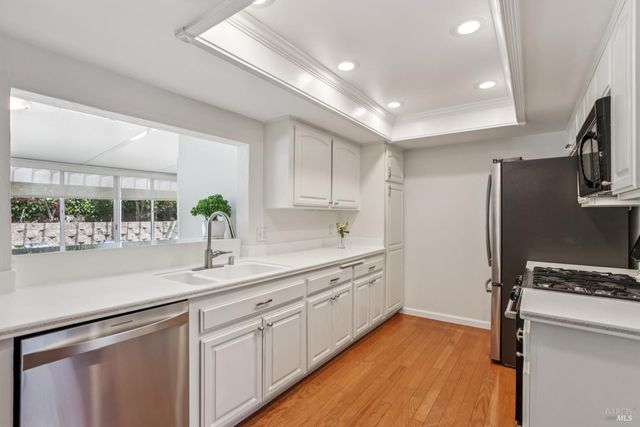 105 Woodstock Ct, Benicia, CA 94510