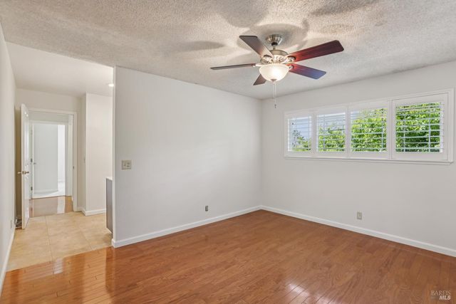 105 Woodstock Ct, Benicia, CA 94510