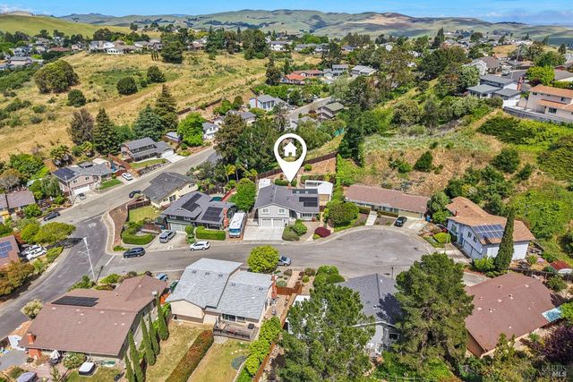 105 Woodstock Ct, Benicia, CA 94510