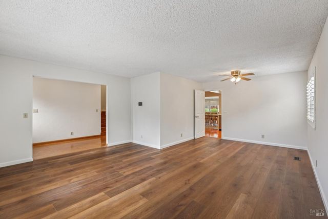 105 Woodstock Ct, Benicia, CA 94510