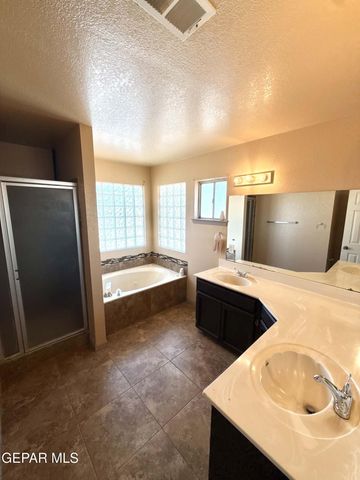 11221 KINGFISH Court, El Paso, TX 79936