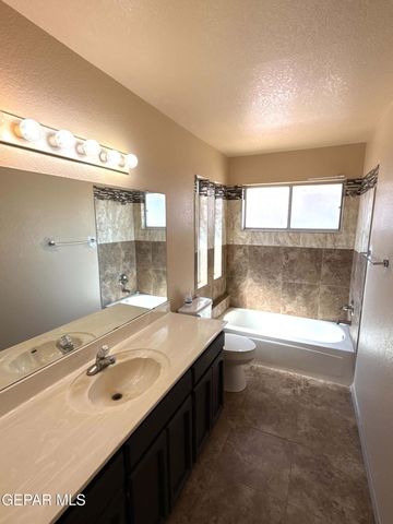 11221 KINGFISH Court, El Paso, TX 79936