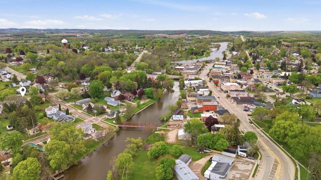 123 N German STREET, Mayville, WI 53050