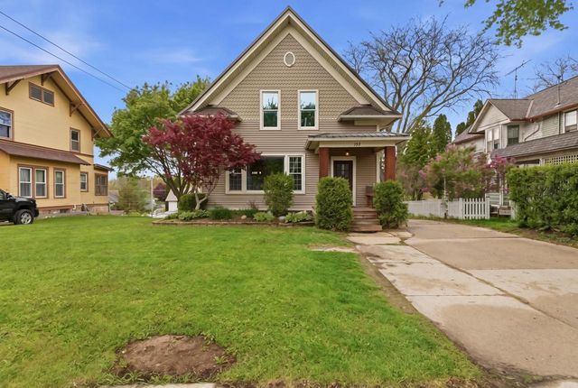 123 N German STREET, Mayville, WI 53050