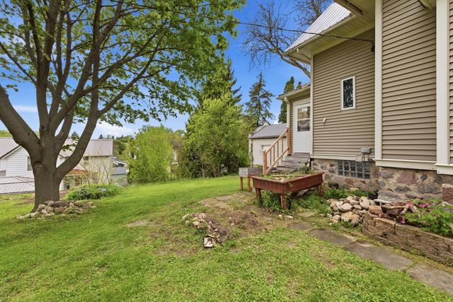 123 N German STREET, Mayville, WI 53050