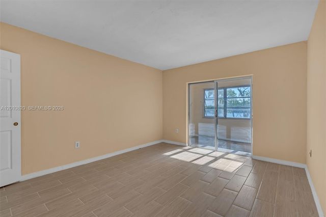 18900 NE 3rd Ct 520, Miami, FL 33179