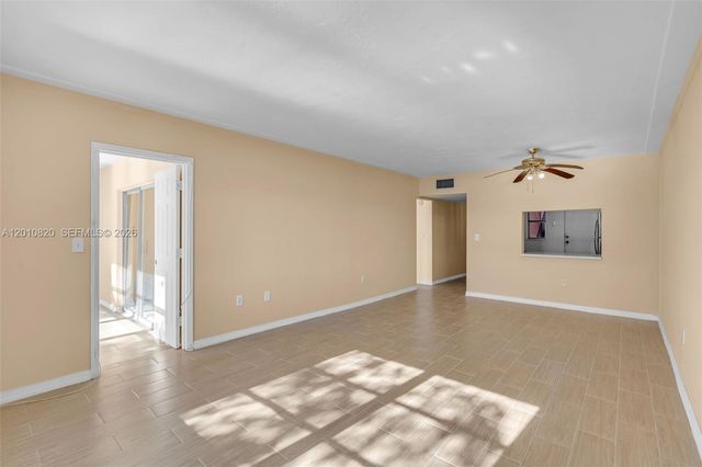 18900 NE 3rd Ct 520, Miami, FL 33179
