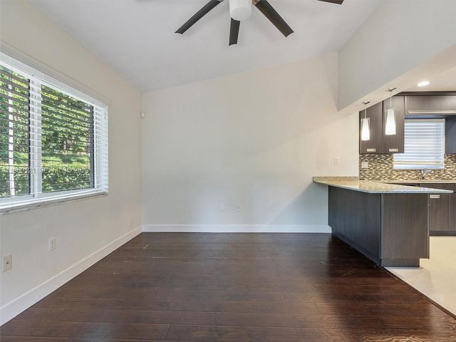 5517 Sardinia St, Coral Gables, FL 33146