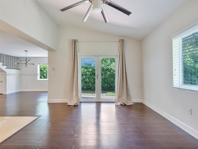 5517 Sardinia St, Coral Gables, FL 33146