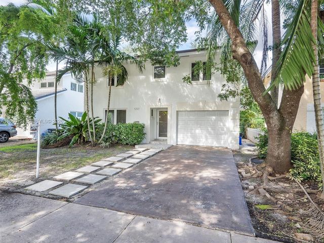 5517 Sardinia St, Coral Gables, FL 33146