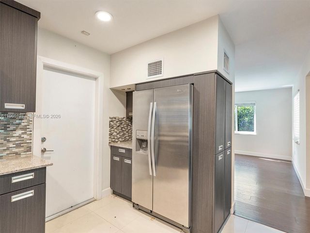 5517 Sardinia St, Coral Gables, FL 33146