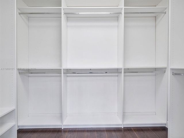 5517 Sardinia St, Coral Gables, FL 33146