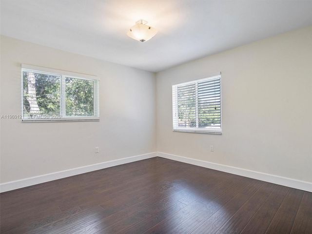 5517 Sardinia St, Coral Gables, FL 33146