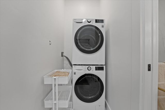 376 W Mallory Circle, Delray Beach, FL 33483