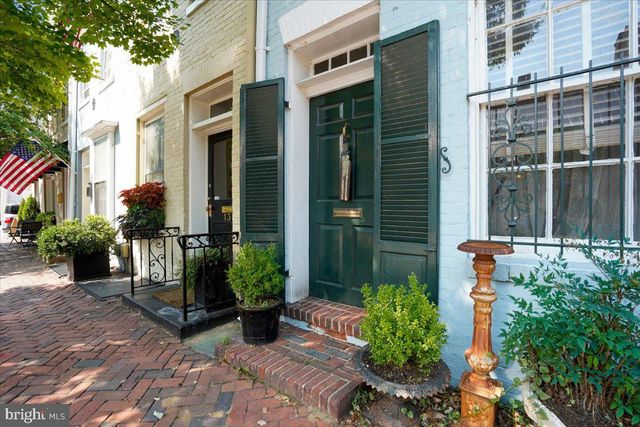 133 S FAIRFAX ST, Alexandria, VA 22314