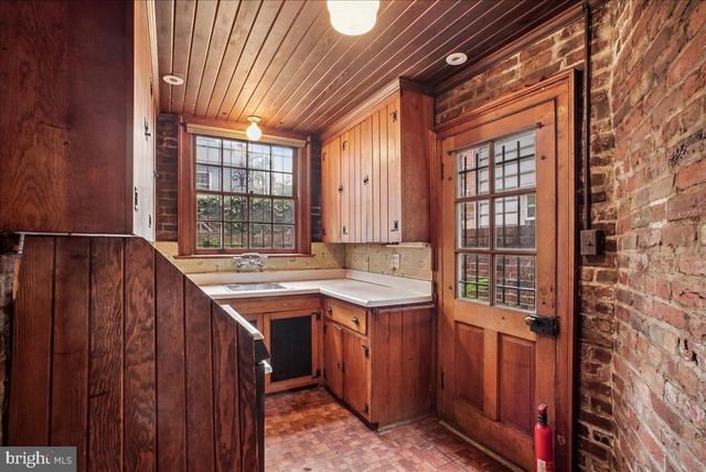 133 S FAIRFAX ST, Alexandria, VA 22314