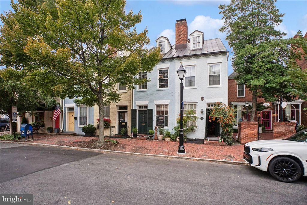 133 S FAIRFAX ST, Alexandria, VA 22314