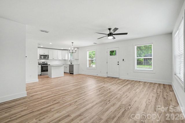 811 Evening Shade Lane, Gastonia, NC 28052