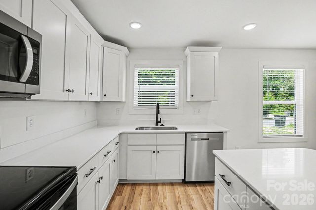 811 Evening Shade Lane, Gastonia, NC 28052