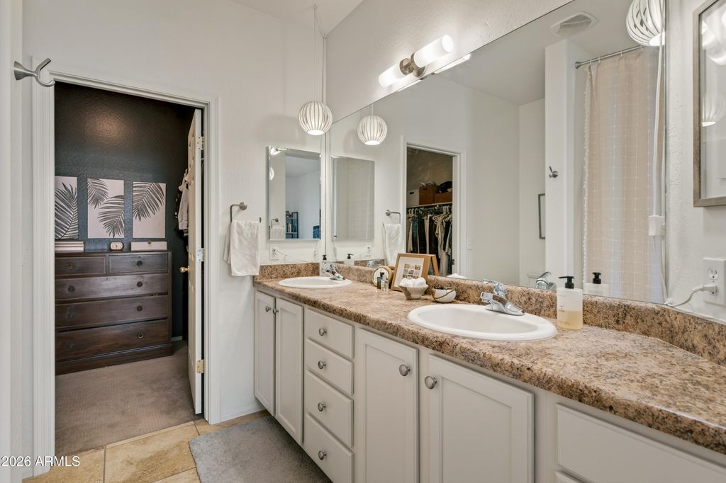 Image 22 of property listing at 670 BRINDLE Drive, Clarkdale, AZ 86324