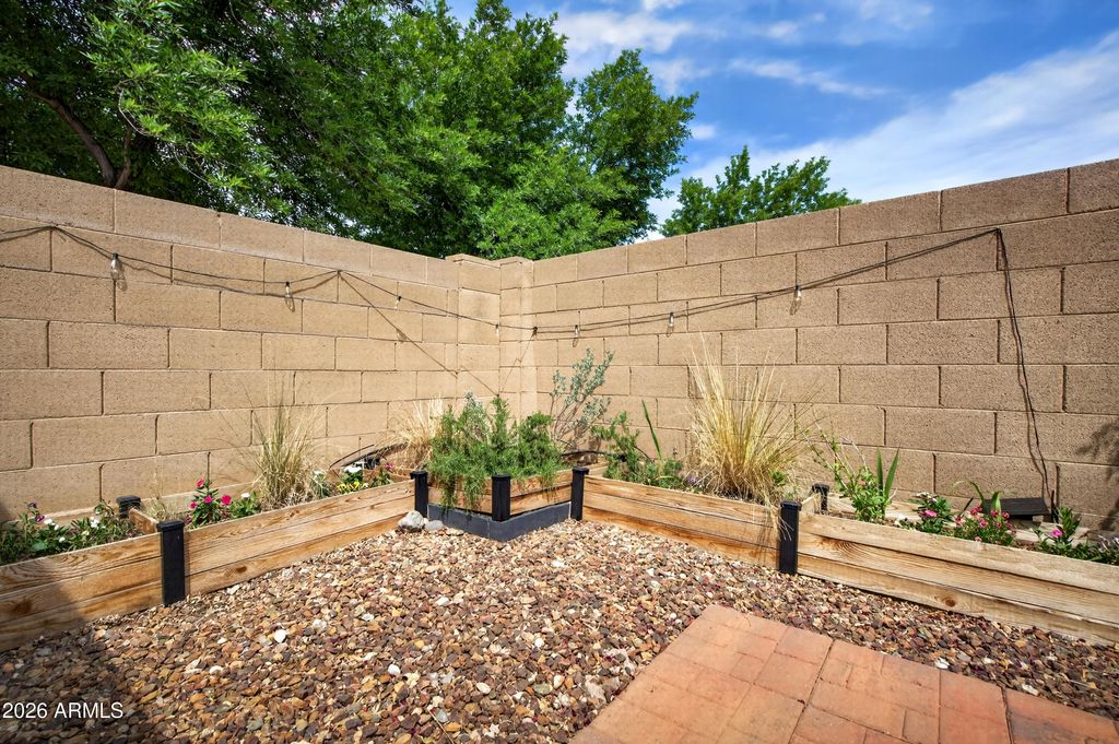 Image 31 of property listing at 670 BRINDLE Drive, Clarkdale, AZ 86324