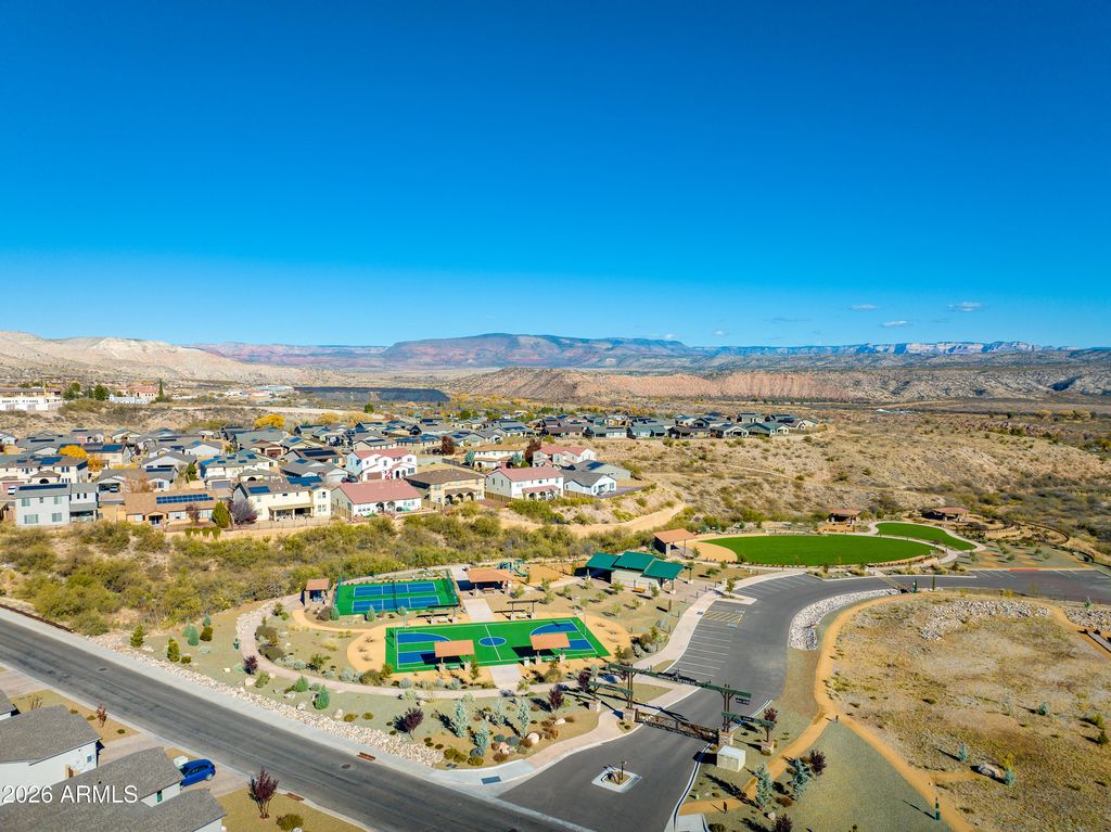 Image 33 of property listing at 670 BRINDLE Drive, Clarkdale, AZ 86324
