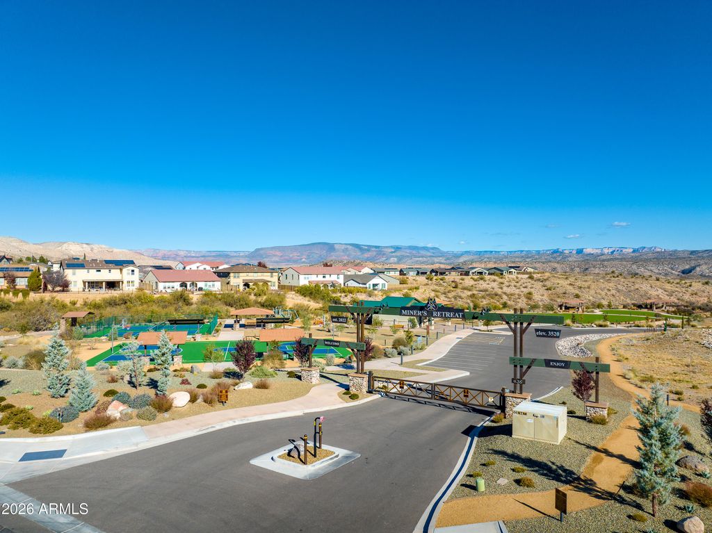 Image 37 of property listing at 670 BRINDLE Drive, Clarkdale, AZ 86324