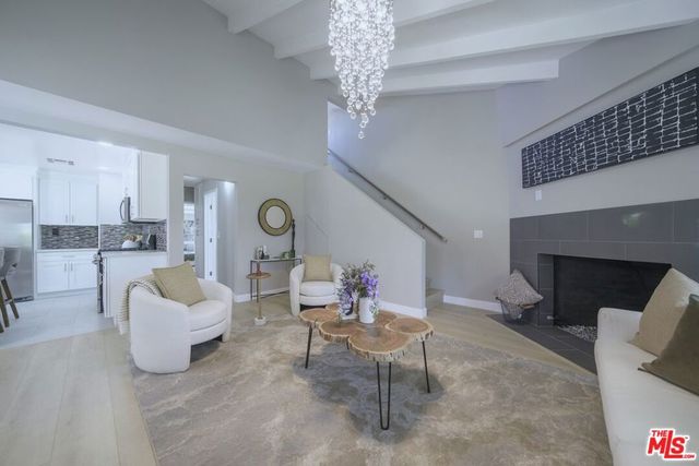 5628 Cleon Avenue, Los Angeles, CA 91601