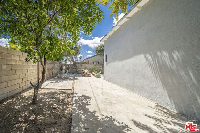 5628 Cleon Avenue, Los Angeles, CA 91601